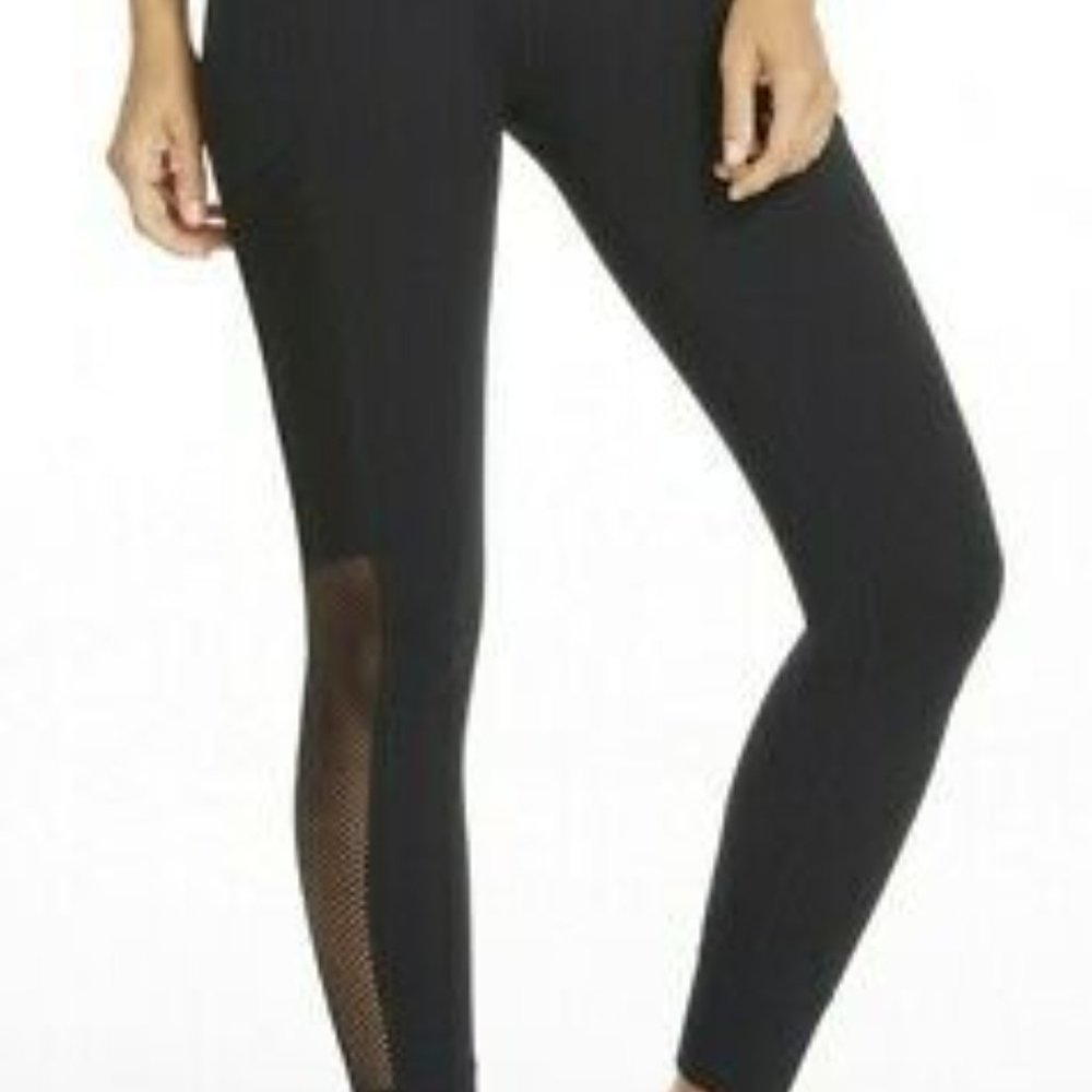 Fabletics Mila Power Mesh Pocket Gym Yoga Leggings
